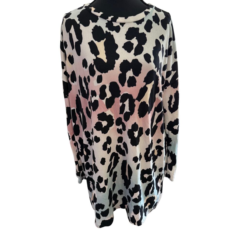 BomBom Super Soft Pastel and‎ Leopard Tunic Sweater Size Small NWOT